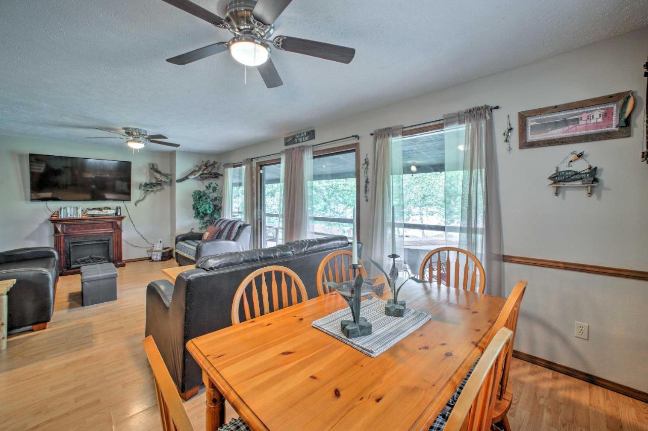 Lakefront Table Rock Home With Fire Pit! Golden Εξωτερικό φωτογραφία